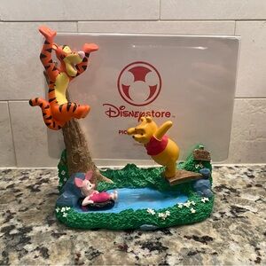 Disney Store - Winnie the Pooh picture frame - GUC